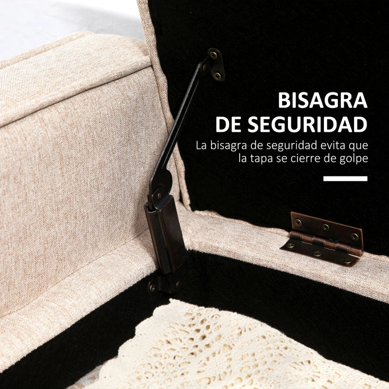 Tapa abatible acolchada del baúl Grazalema usada como asiento