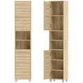 Columna de baño alta y estrecha en madera natural con puertas de lamas