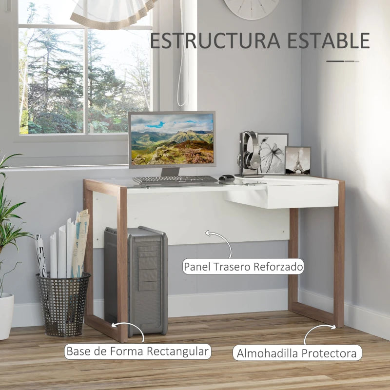 Escritorio Nairu con portátil y documentos sobre la superficie de cristal