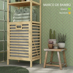 Detalle de los paneles de listones de bambú que favorecen la ventilación