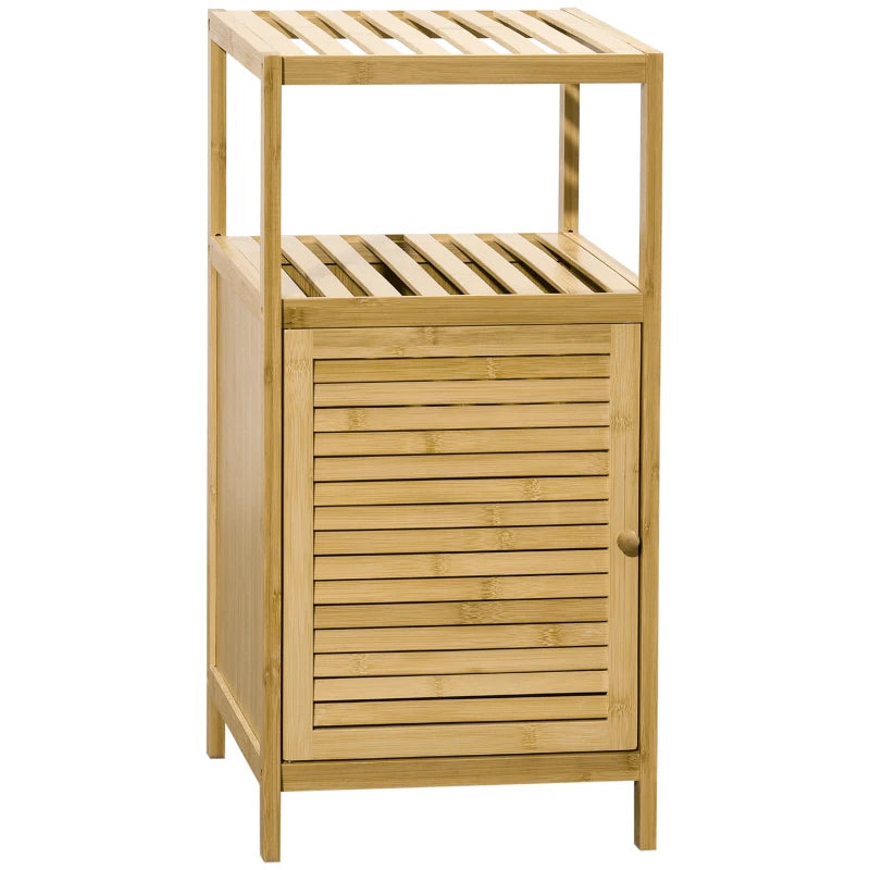 Estantería de baño de bambú Felgar en natural en un baño moderno