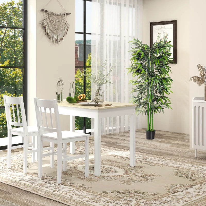 Mesa de comedor roble y blanco en un comedor moderno con sillas