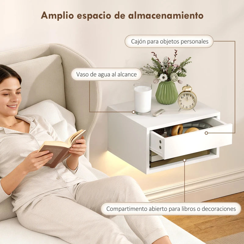 Cajón abierto con accesorios y objetos pequeños