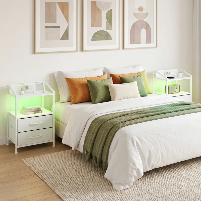 Set de dos mesitas de noche Reikiavik a ambos lados de la cama
