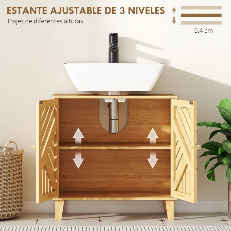 Interior del mueble con armario de dos puertas y estante ajustable para toallas