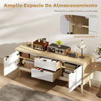Armarios abiertos con estantes extraíbles del mueble de TV