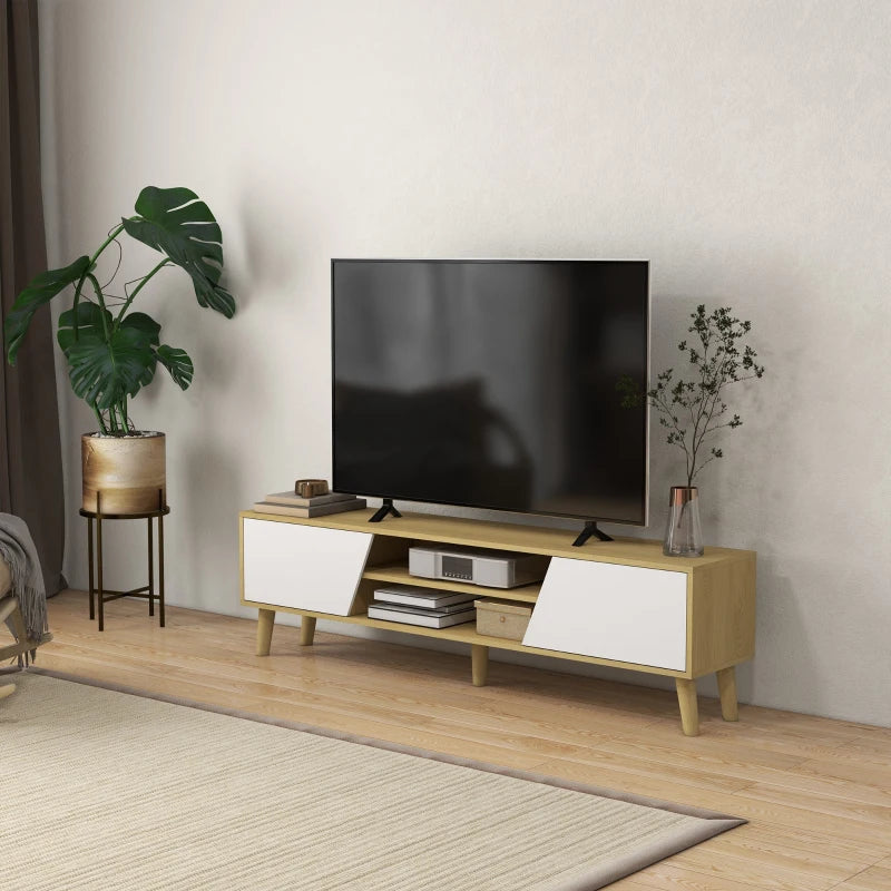 Mueble de televisión roble y blanco en un salón moderno con pantalla encima
