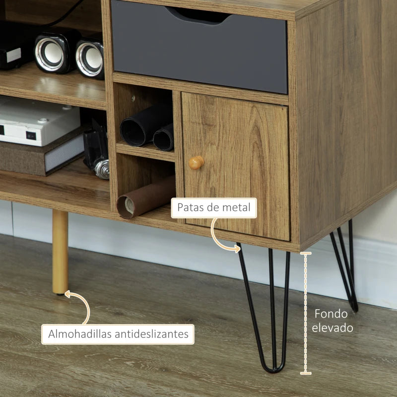 Detalle de las patas de metal en horquilla del mueble de TV boho