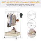 Perchero Lorne con ropa colgada en un vestidor