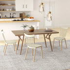 Sillas de comedor Björk combinadas con una mesa en un comedor nórdico