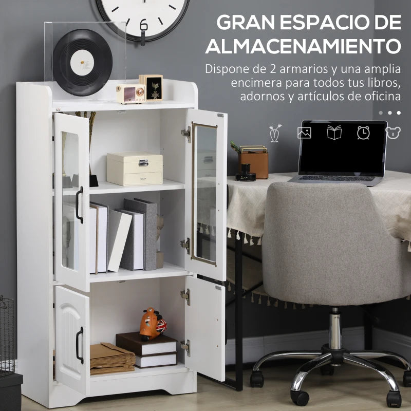 Puerta de vidrio abierta de la vitrina Aalborg mostrando el interior